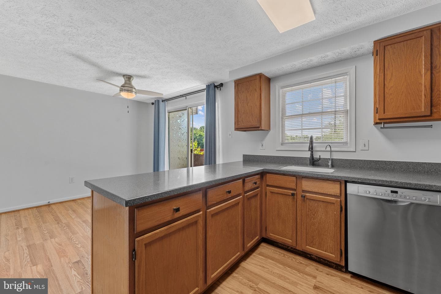 6300 Wimbledon Court photo 14