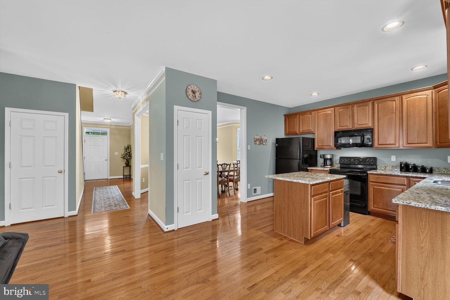 9957 Guilford Road photo 11