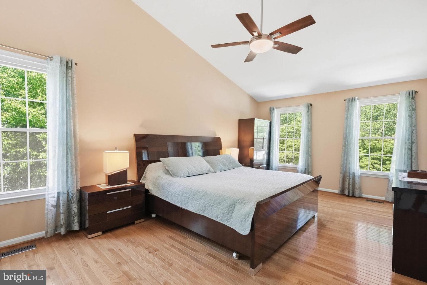 2704 Glenwood Court photo 18