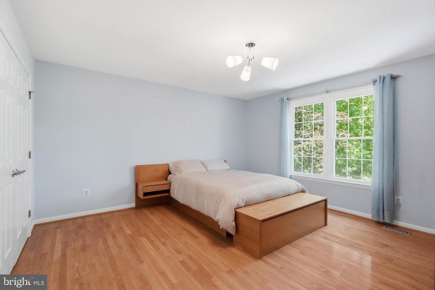 2704 Glenwood Court photo 24
