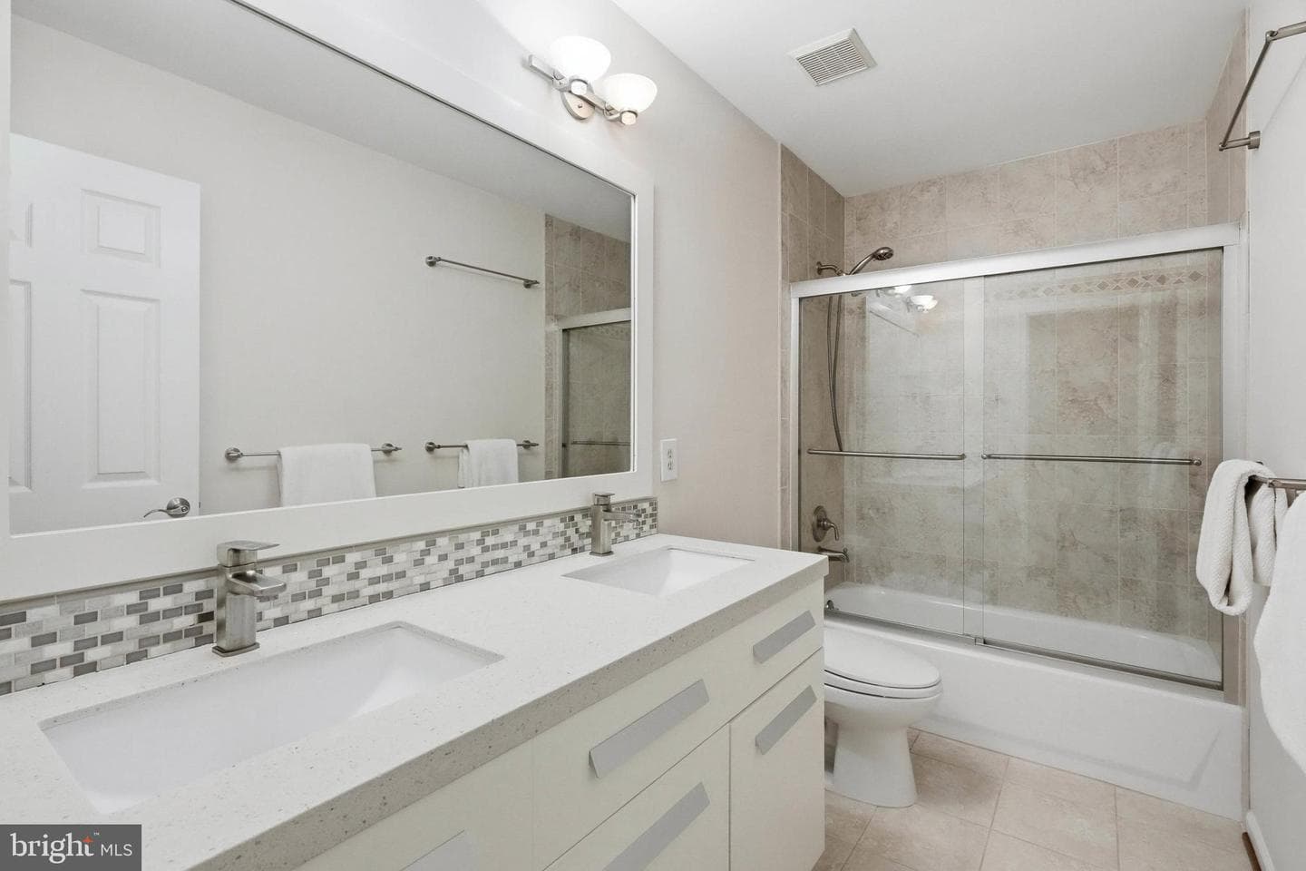 2704 Glenwood Court photo 26