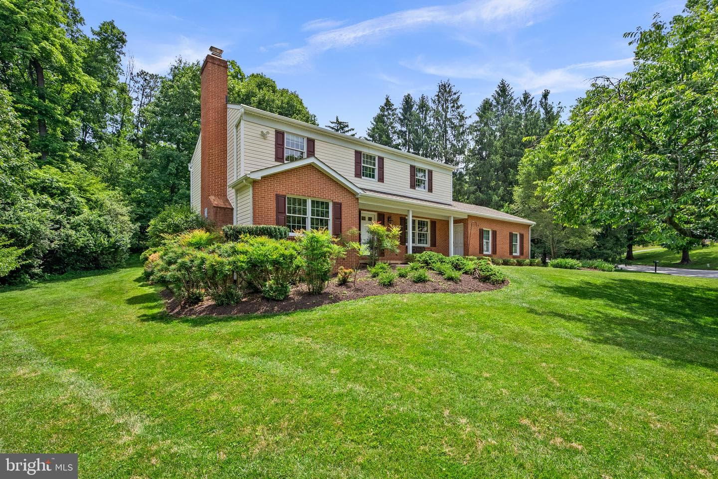 3525 Font Hill Drive photo 3