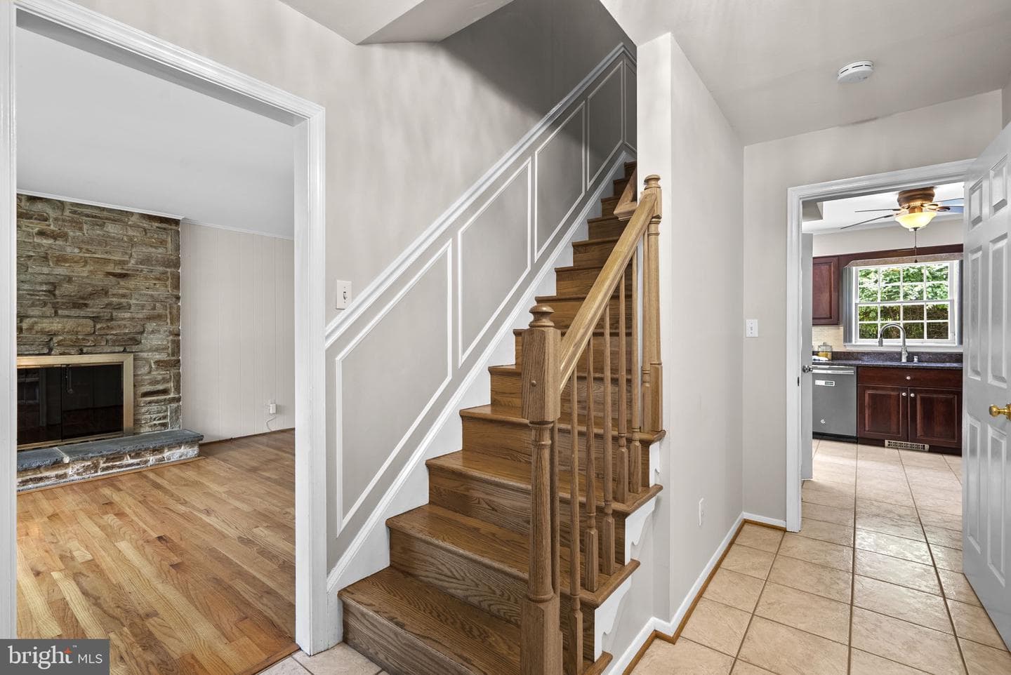 3525 Font Hill Drive photo 4