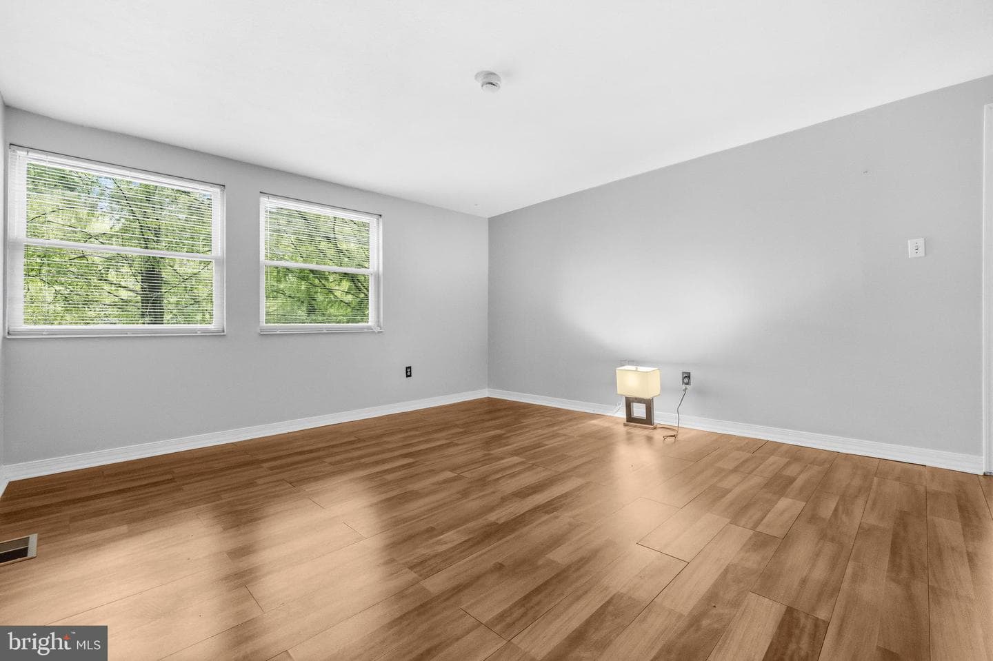 9076 Goldamber Garth photo 20