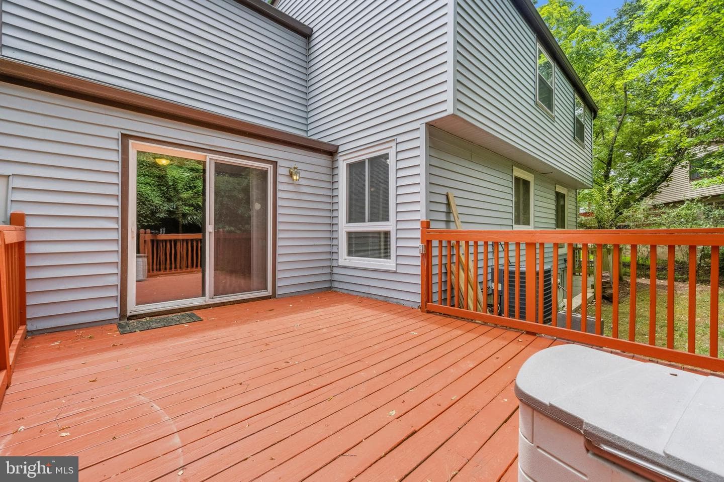 9076 Goldamber Garth photo 36