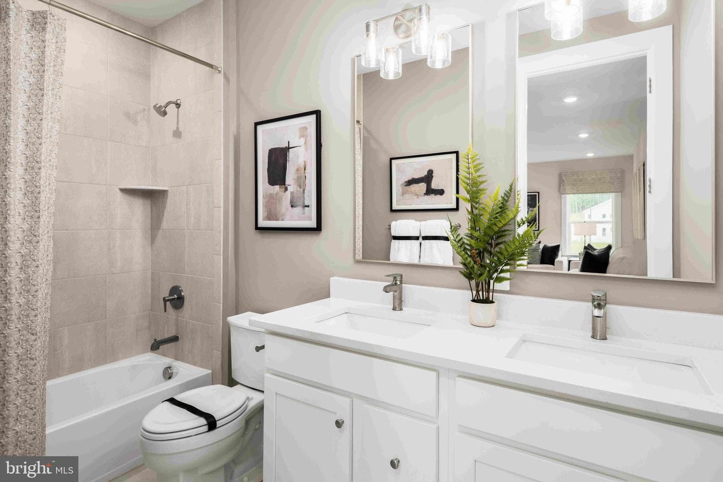 5439 Pondview Ln photo 15