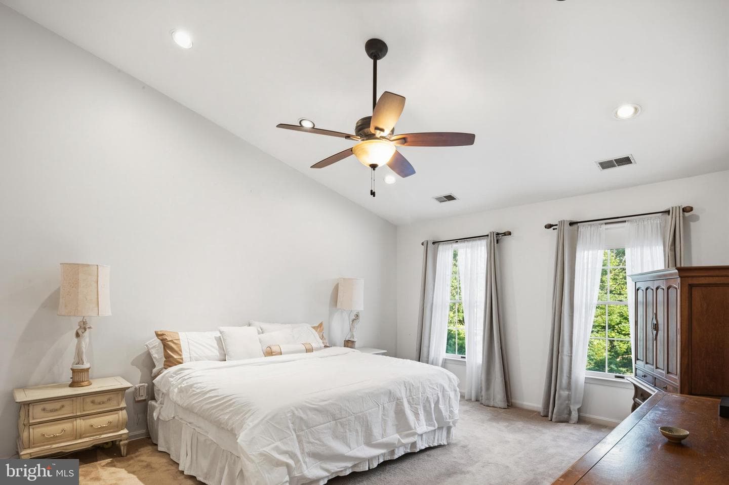 12074 Broad Meadow Ln photo 32