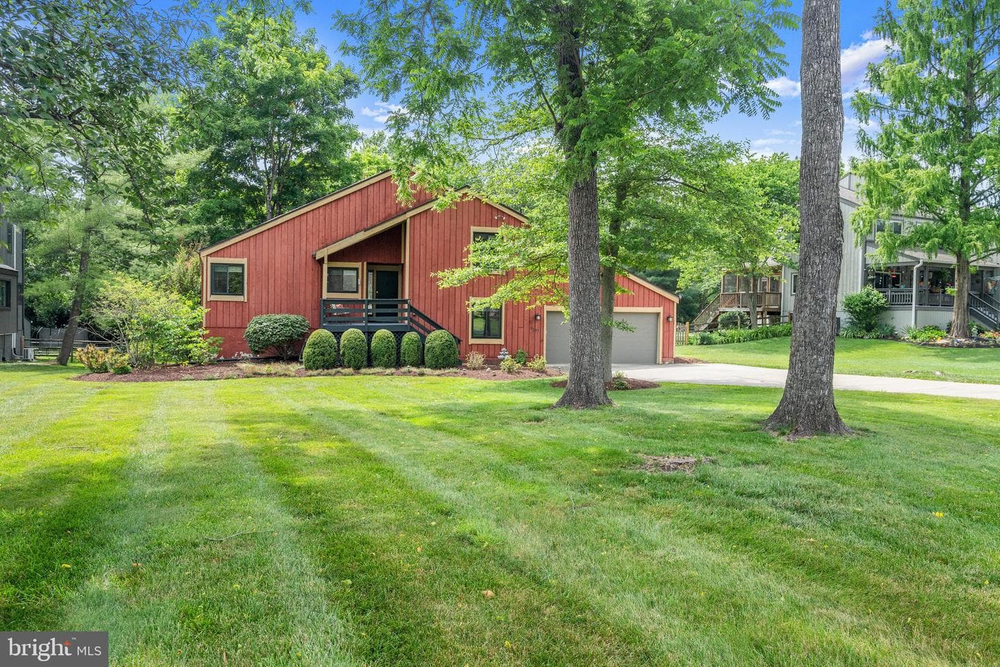 6252 Audubon Drive photo 2