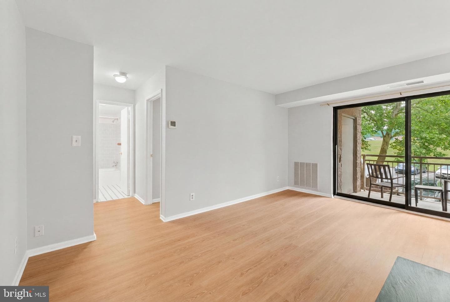 6003 Majors Lane #8 O20 photo 11