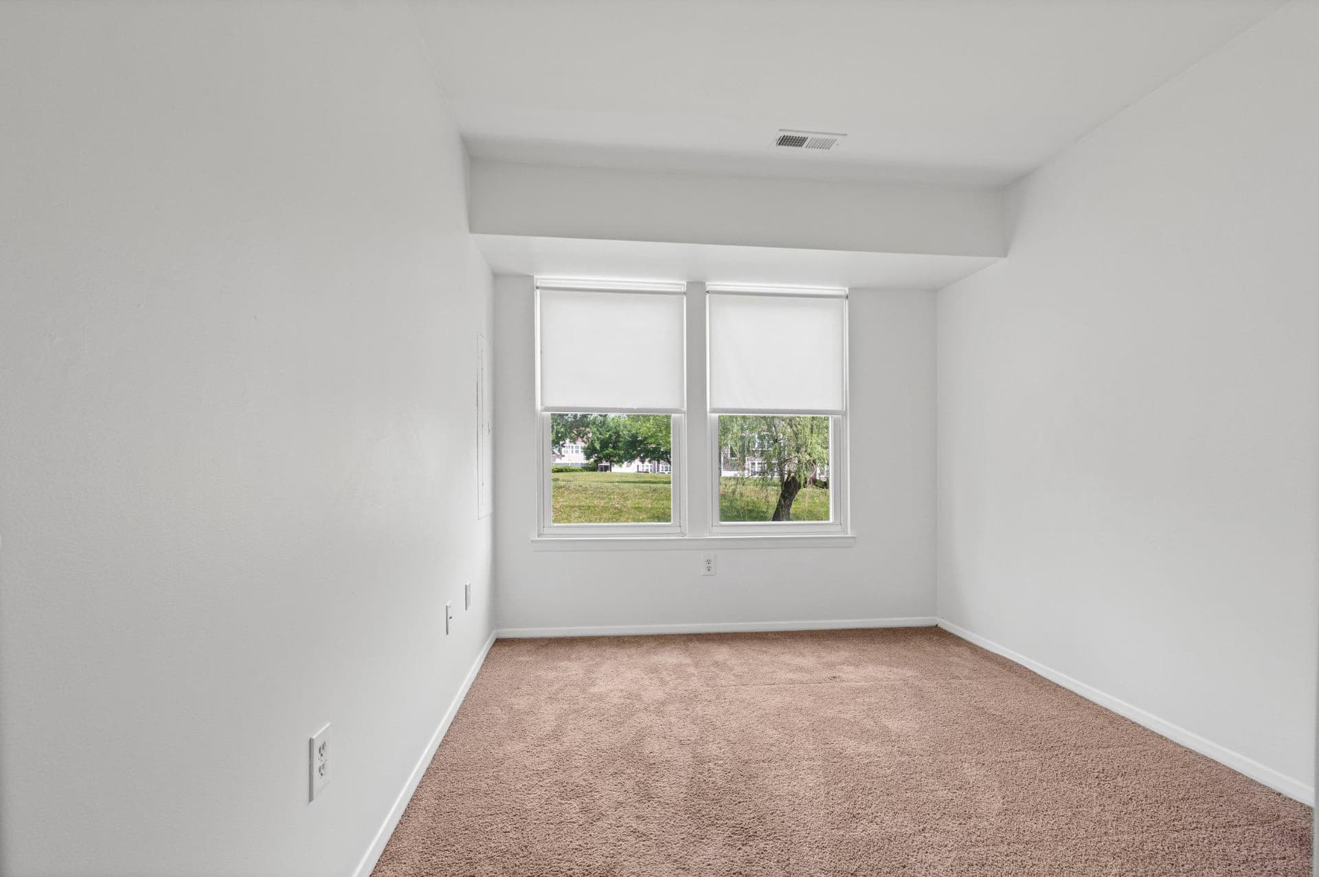 7924 Mayfair Circle #b photo 11