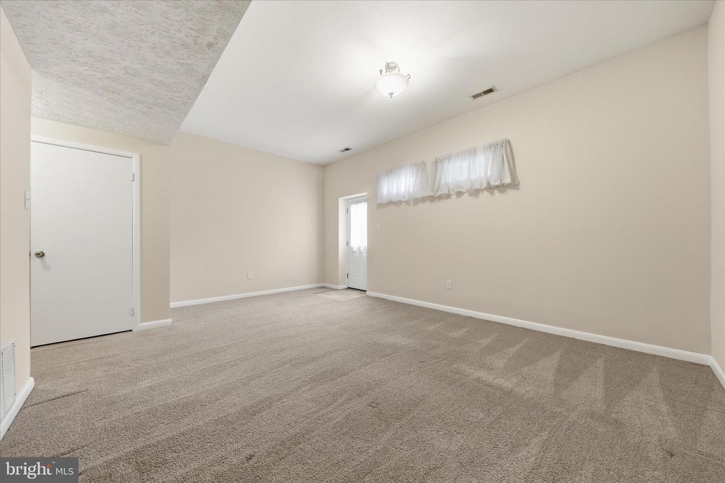 6317 Loring Drive photo 29