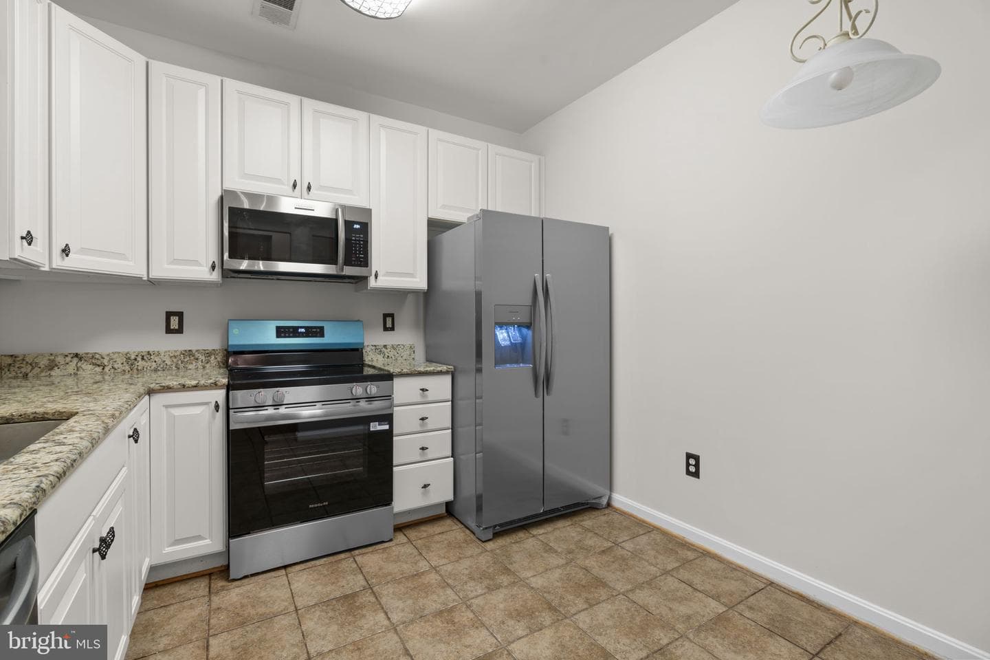 7315 Maplecrest Road #104 photo 17
