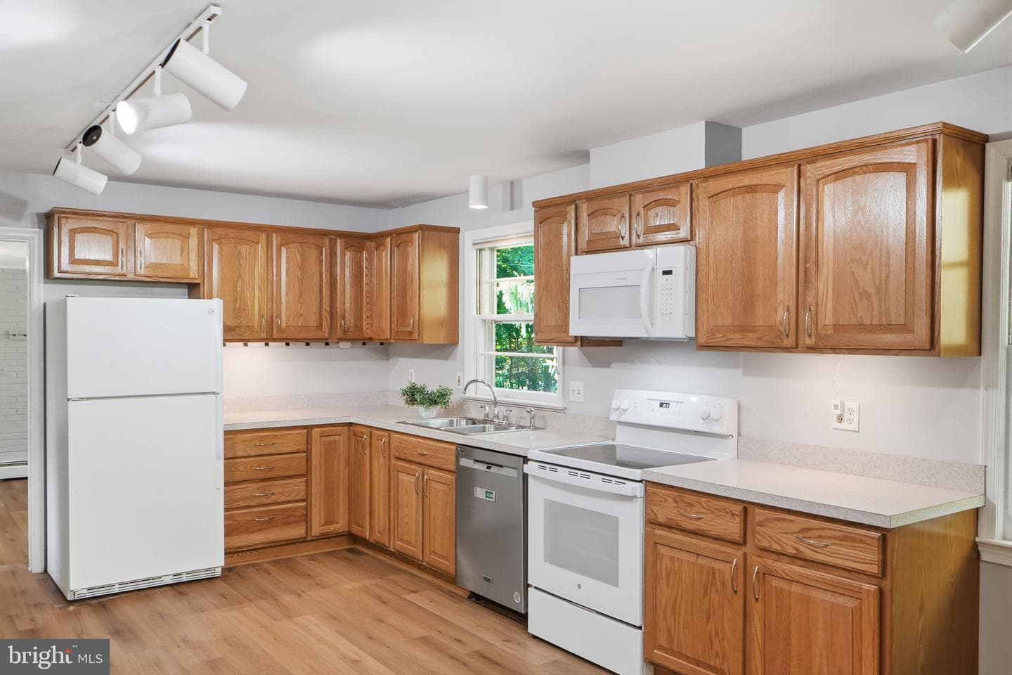 3760 Jennings Chapel Road photo 10