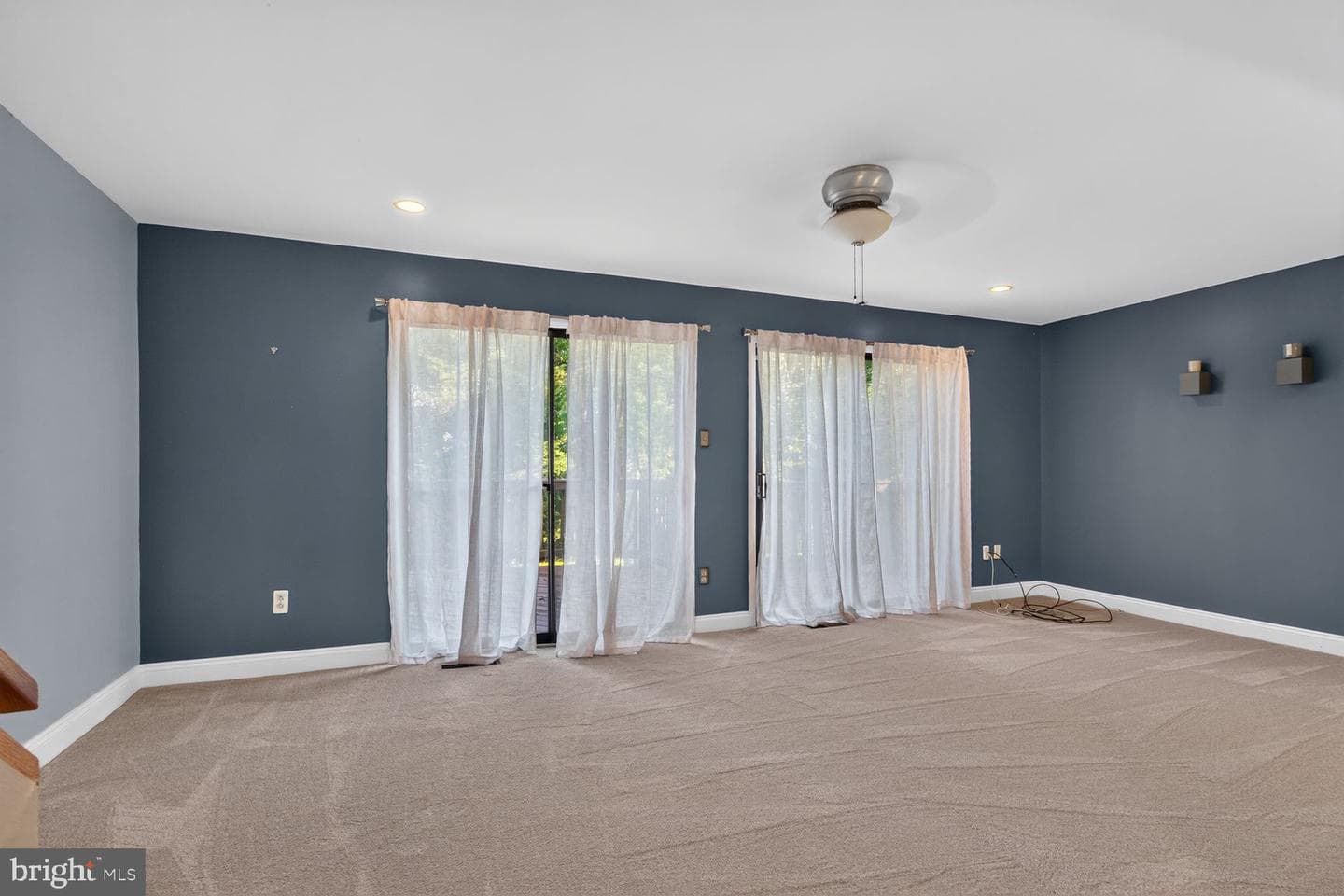 9251 Hobnail Court photo 11