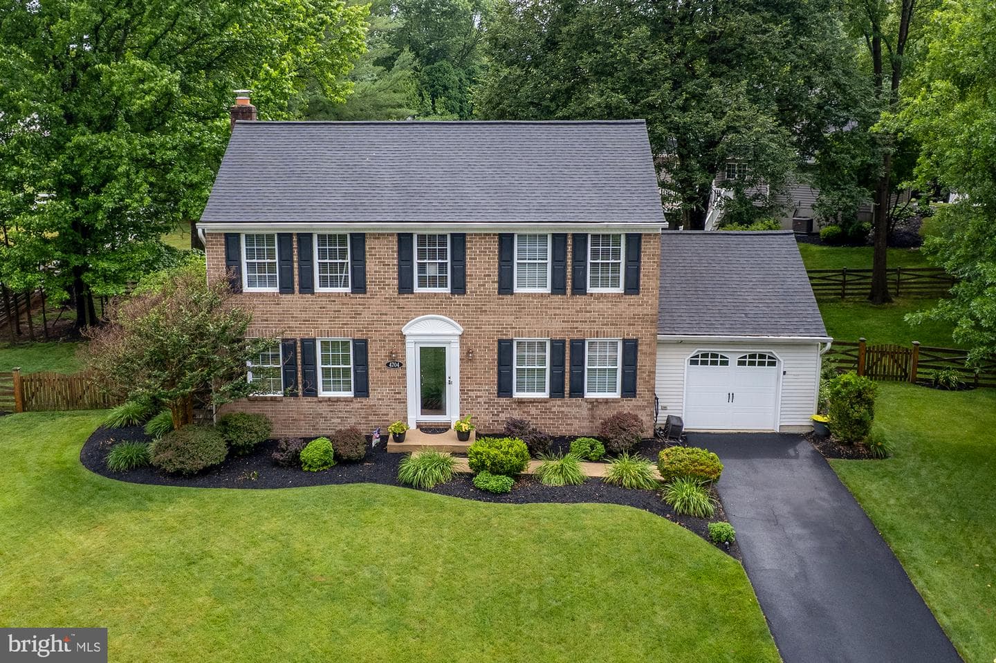 4704 Yorkshire Drive photo 17