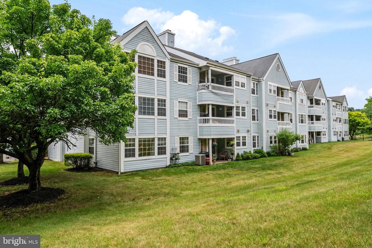8337 Montgomery Run Rd # C photo 21