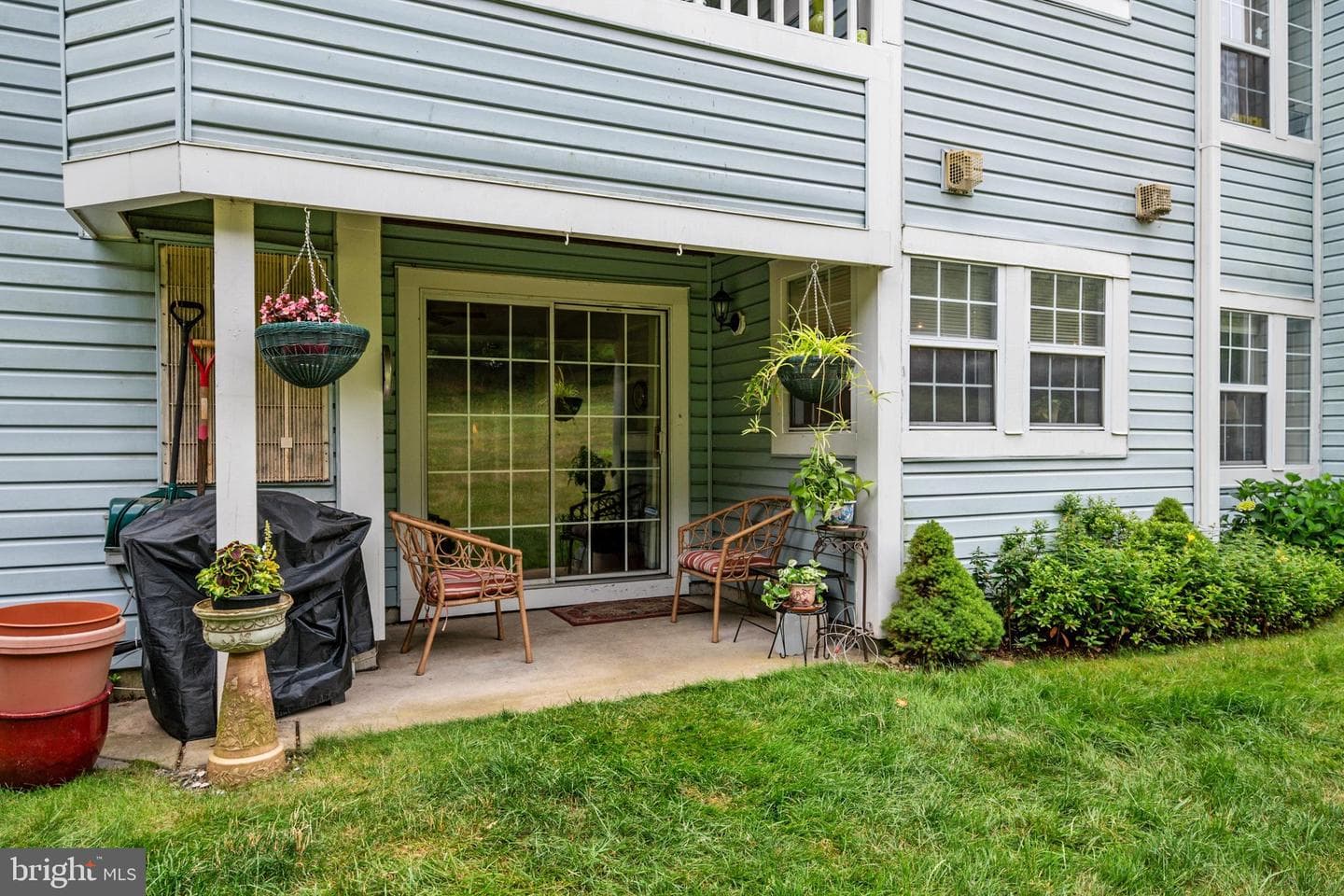 8337 Montgomery Run Rd # C photo 24