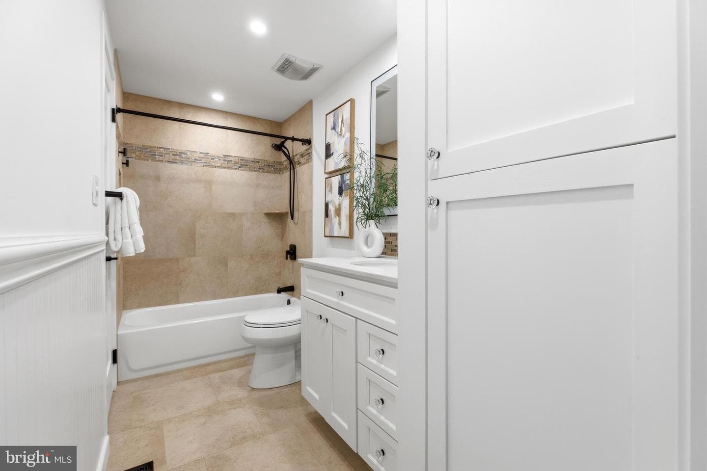 8024 Watermill Court photo 26
