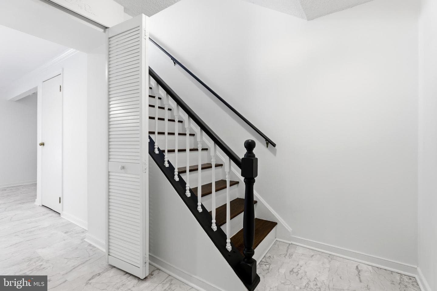 8024 Watermill Court photo 29