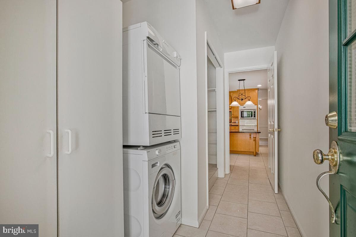 6052 Tamar Drive photo 25