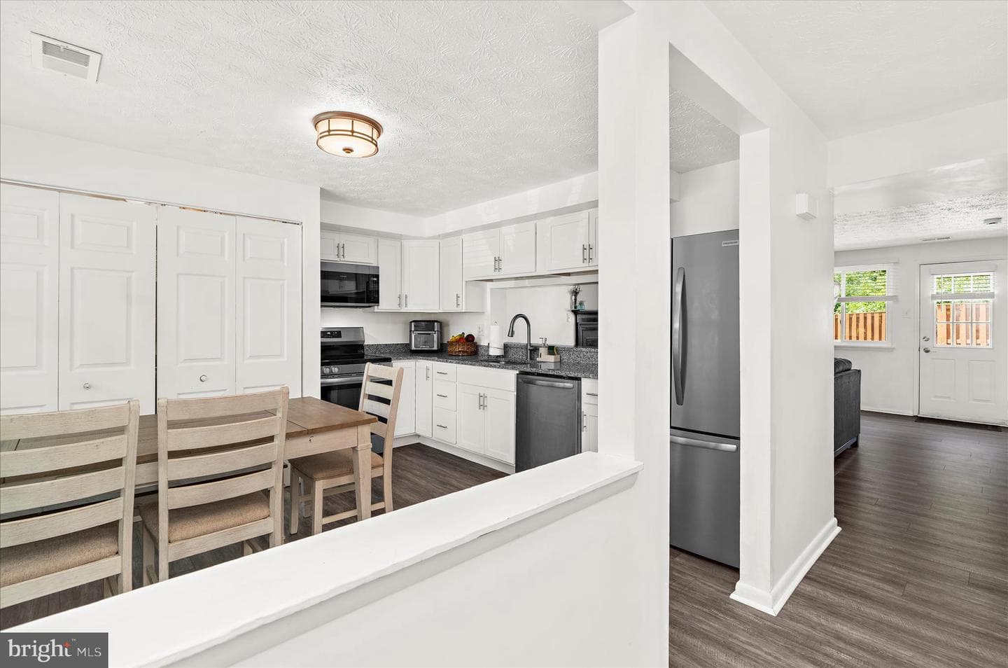 10611 Delfield Court, Laurel