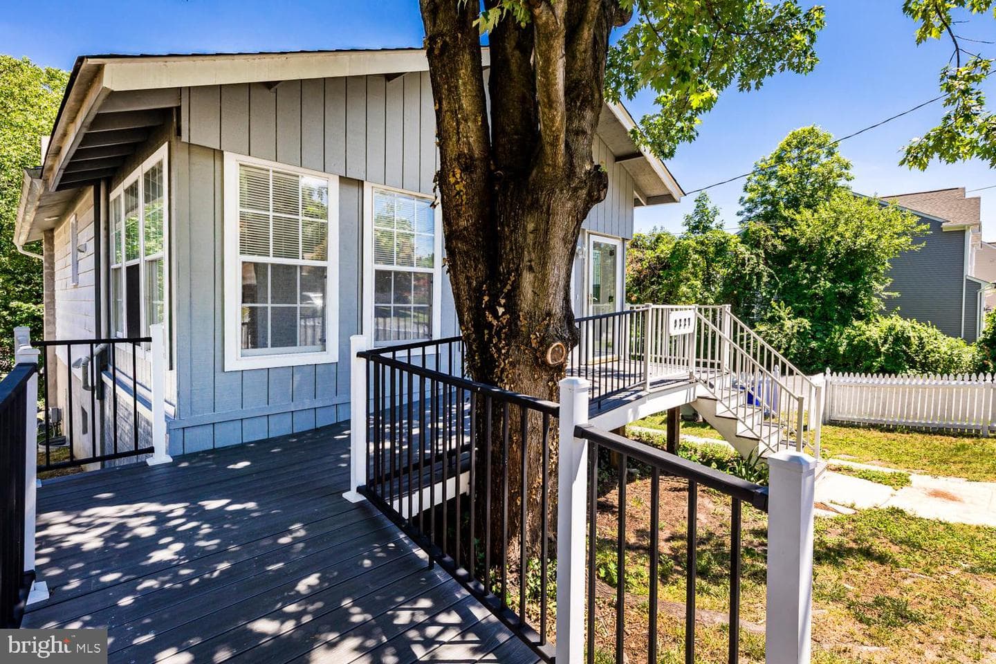 9227 Gross Avenue photo 3