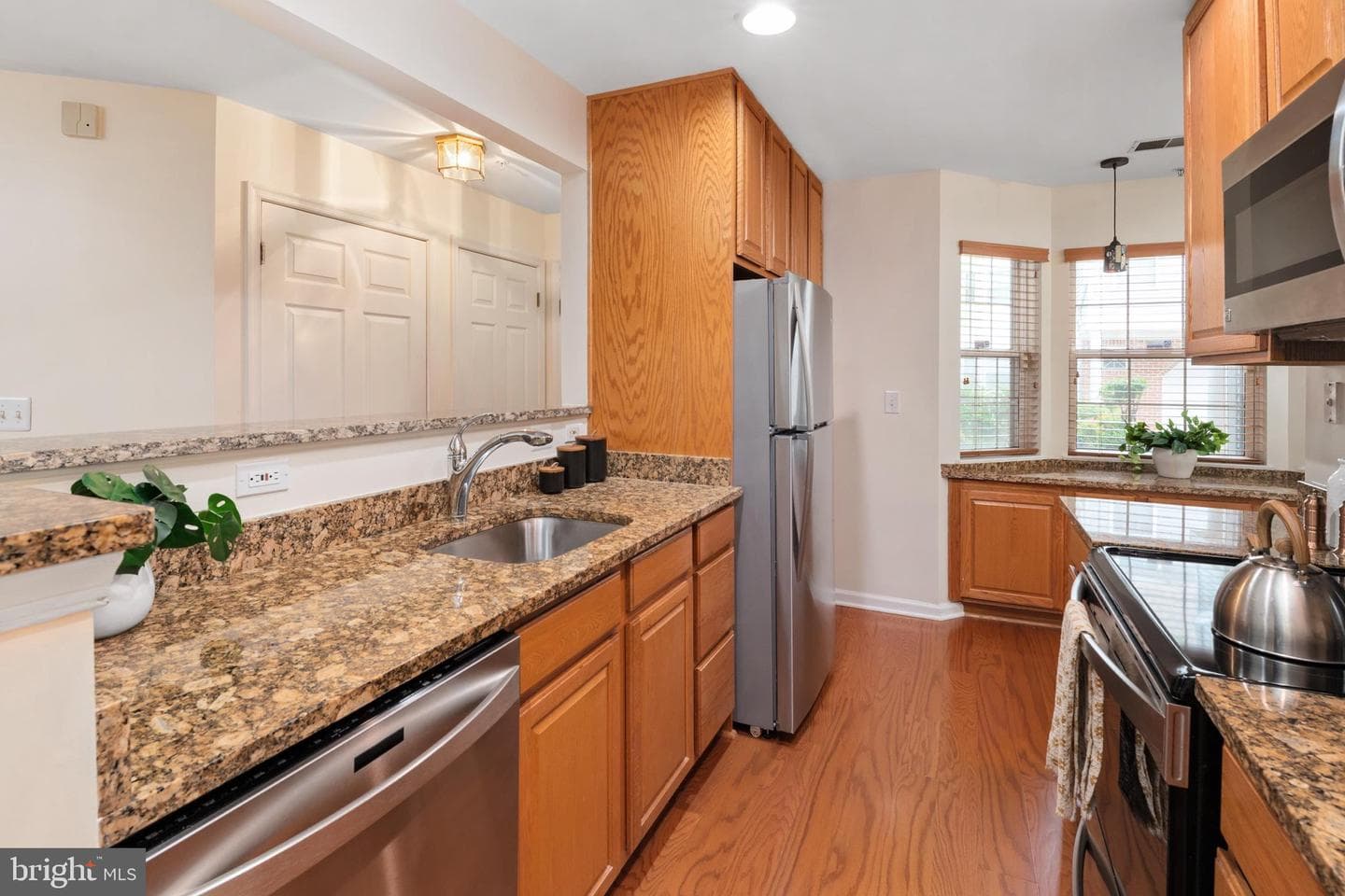 5824 Wyndham Circle #102 photo 18