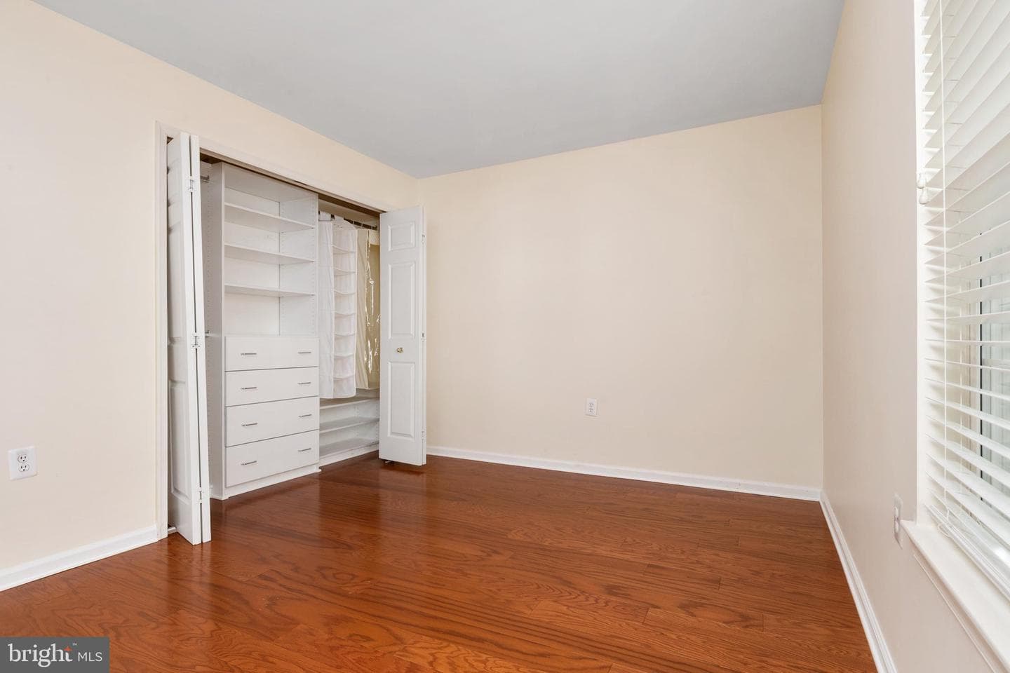 5824 Wyndham Circle #102 photo 23