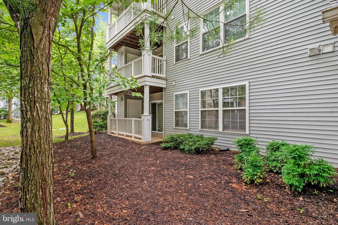 5824 Wyndham Circle #102 photo 27