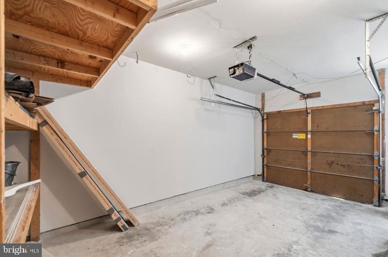 9175 Carriage House Lane photo 31
