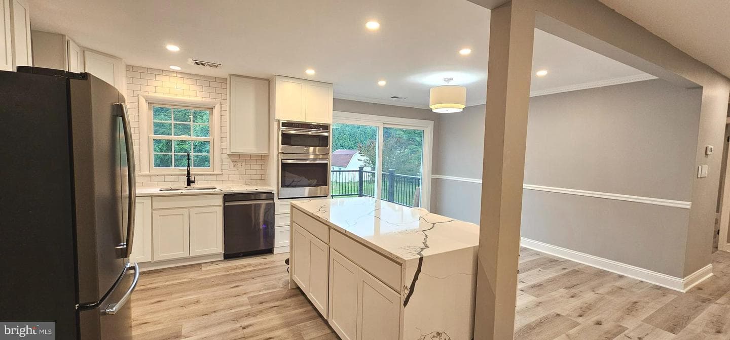 7538 Cherry Tree Drive photo 8