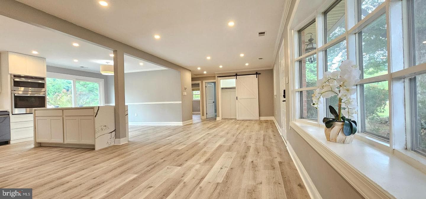 7538 Cherry Tree Drive photo 9