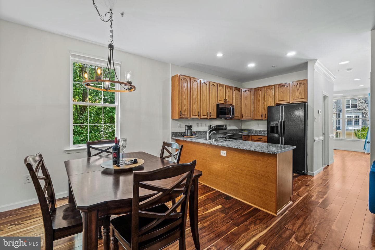 5730 Goldfinch Court photo 10