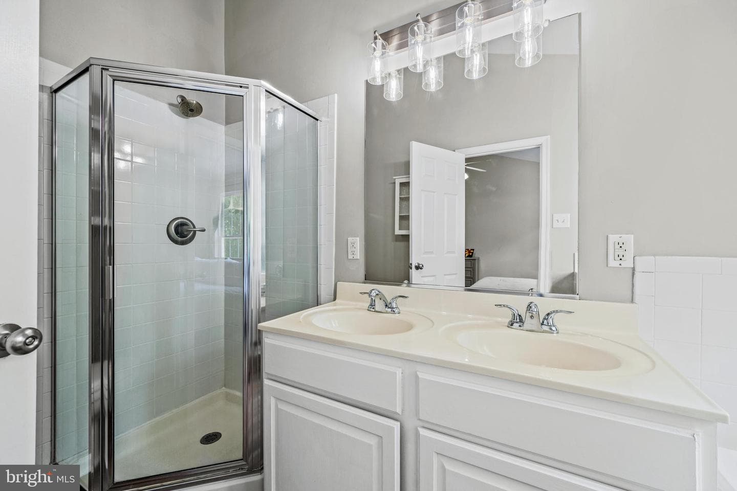 5730 Goldfinch Court photo 21