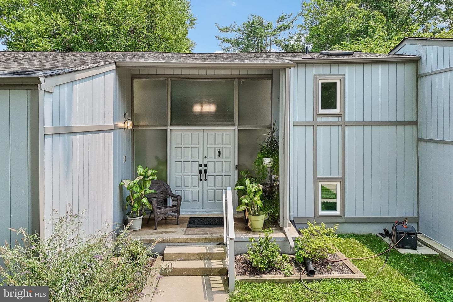 10128 Goodbody Court photo 3