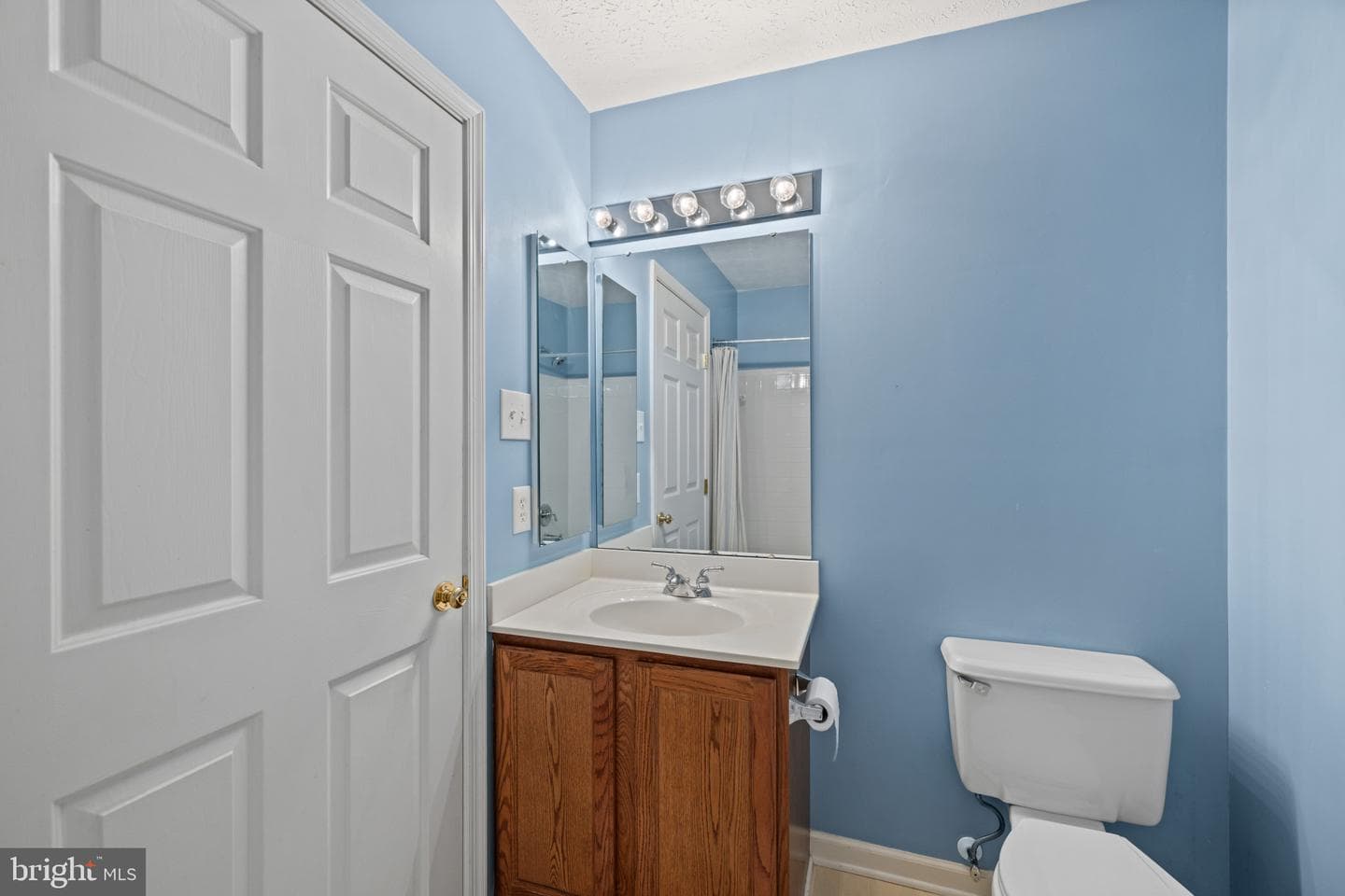 6428 Coxwold Drive photo 36