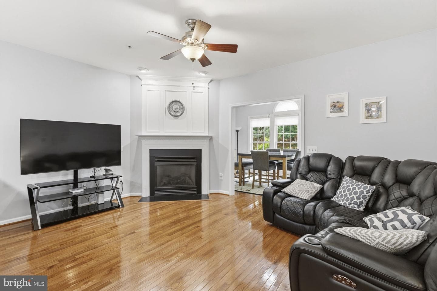 8254 Academy Road #8 photo 4