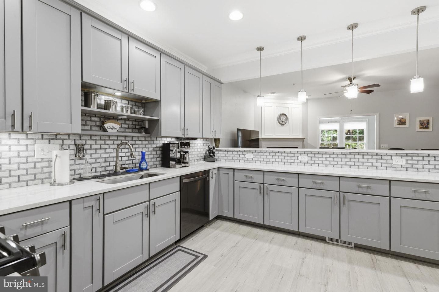 8254 Academy Road #8 photo 8