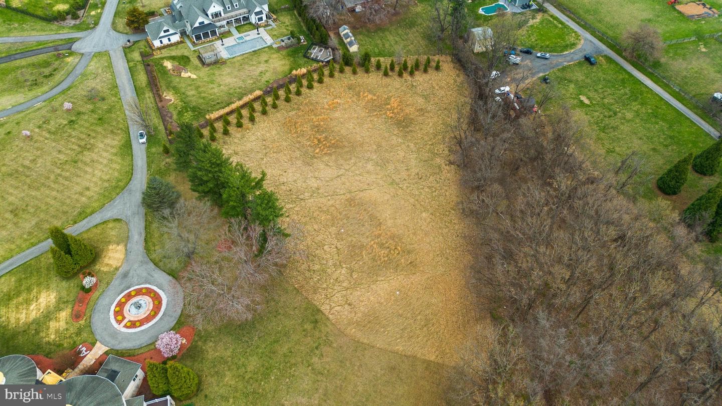 12425 Hill Crest photo 14
