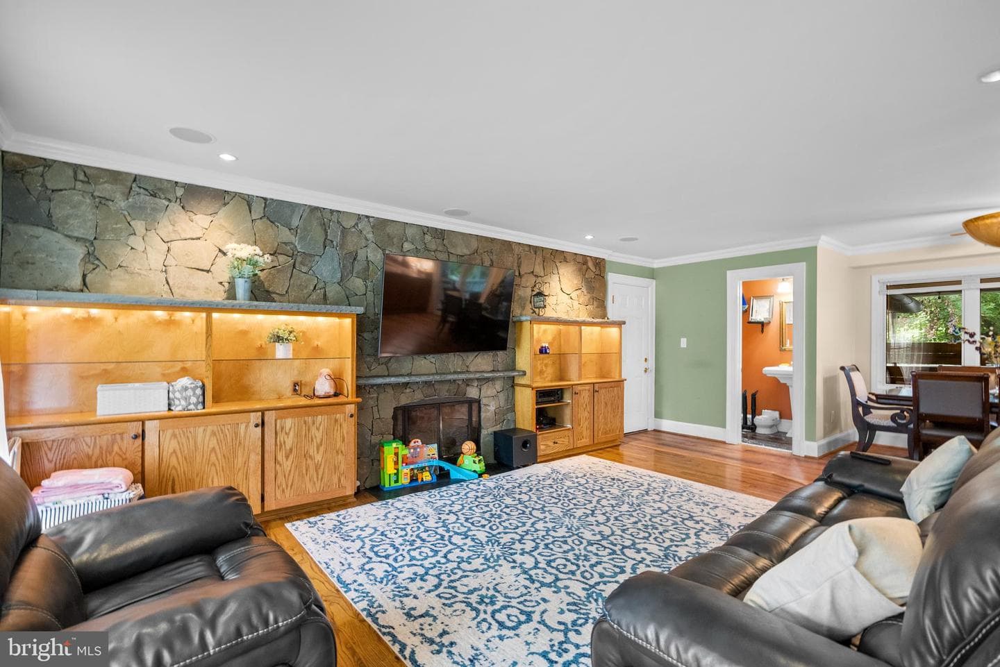 7386 Hopkins Way photo 5