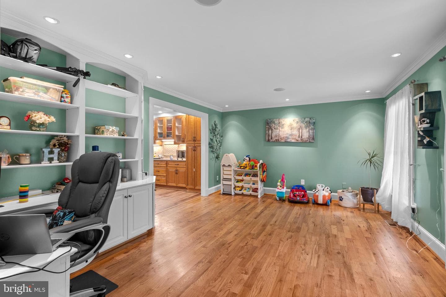 7386 Hopkins Way photo 8