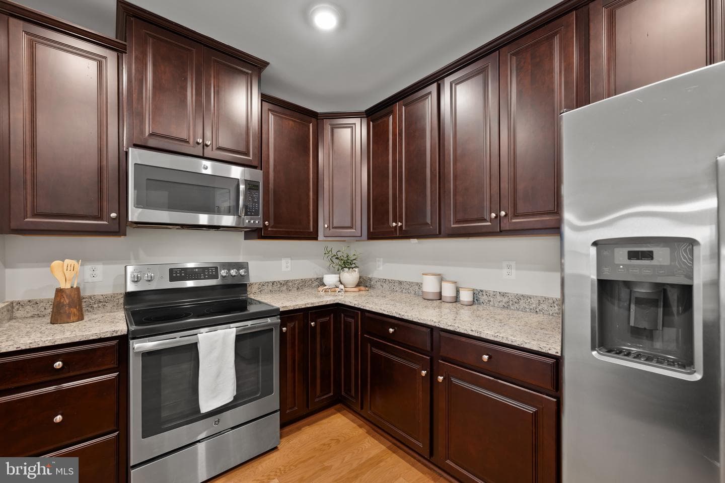 2121 John Stuart Road #E photo 17