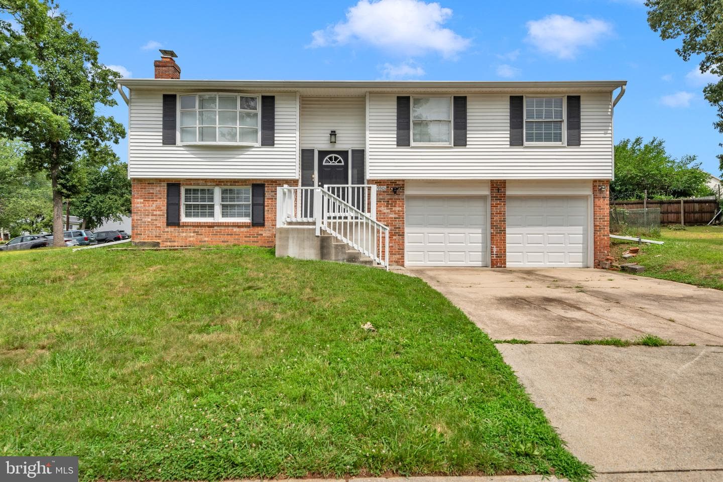 9301 N Laurel Road, Laurel