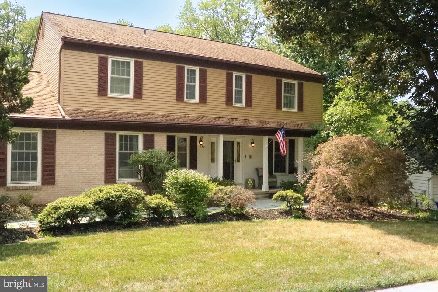 5214 Lightning View Road, Columbia