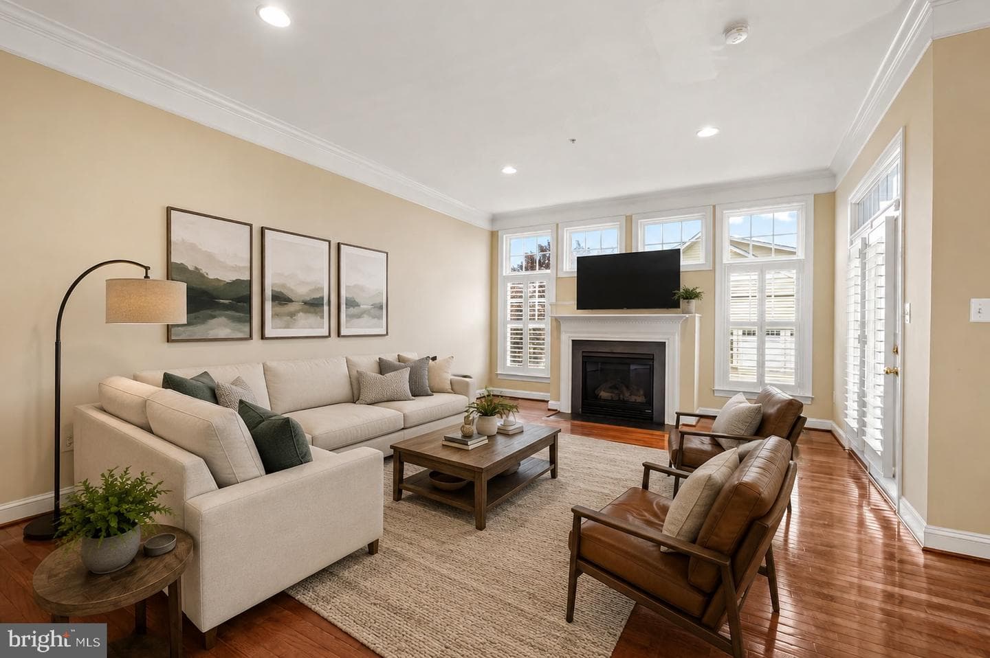 8803 Mirror Lake Way photo 10