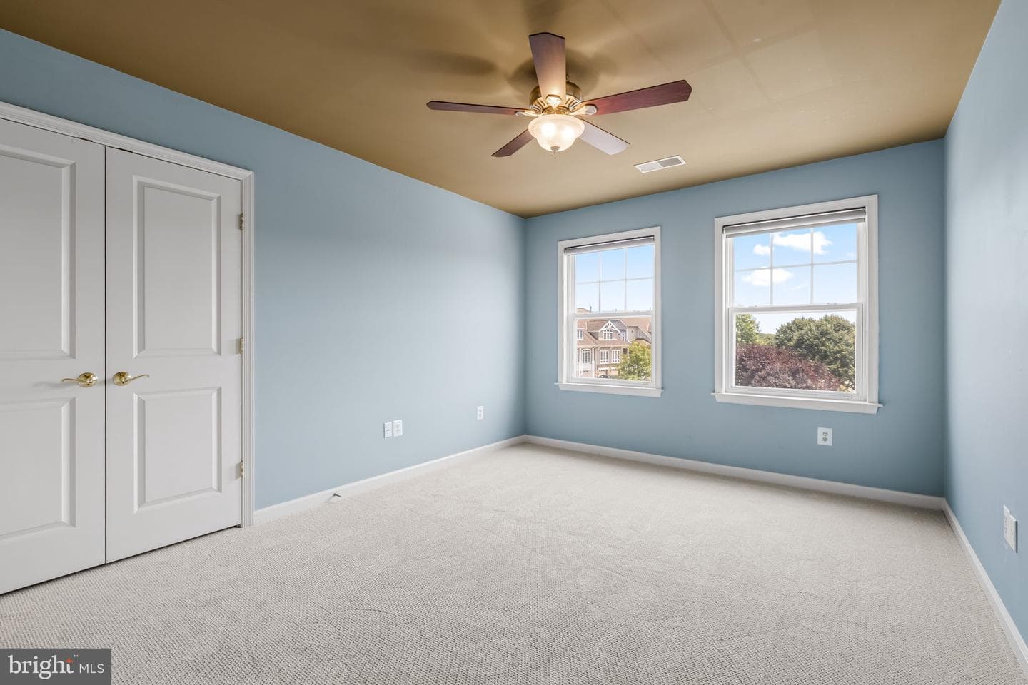 8803 Mirror Lake Way photo 35