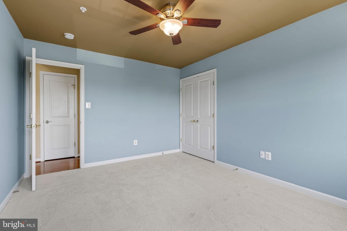 8803 Mirror Lake Way photo 36