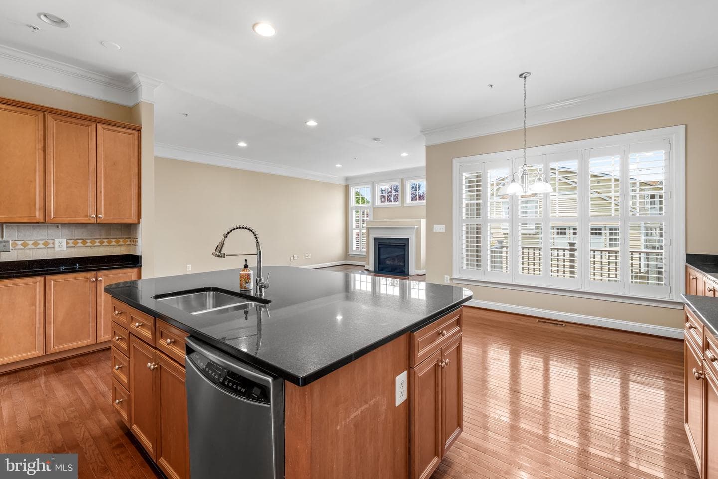 8803 Mirror Lake Way photo 6