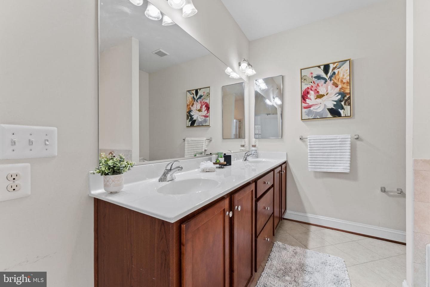 5846 Donovan Lane photo 22
