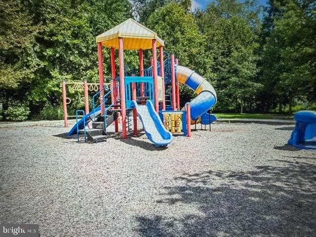 5846 Donovan Lane photo 36